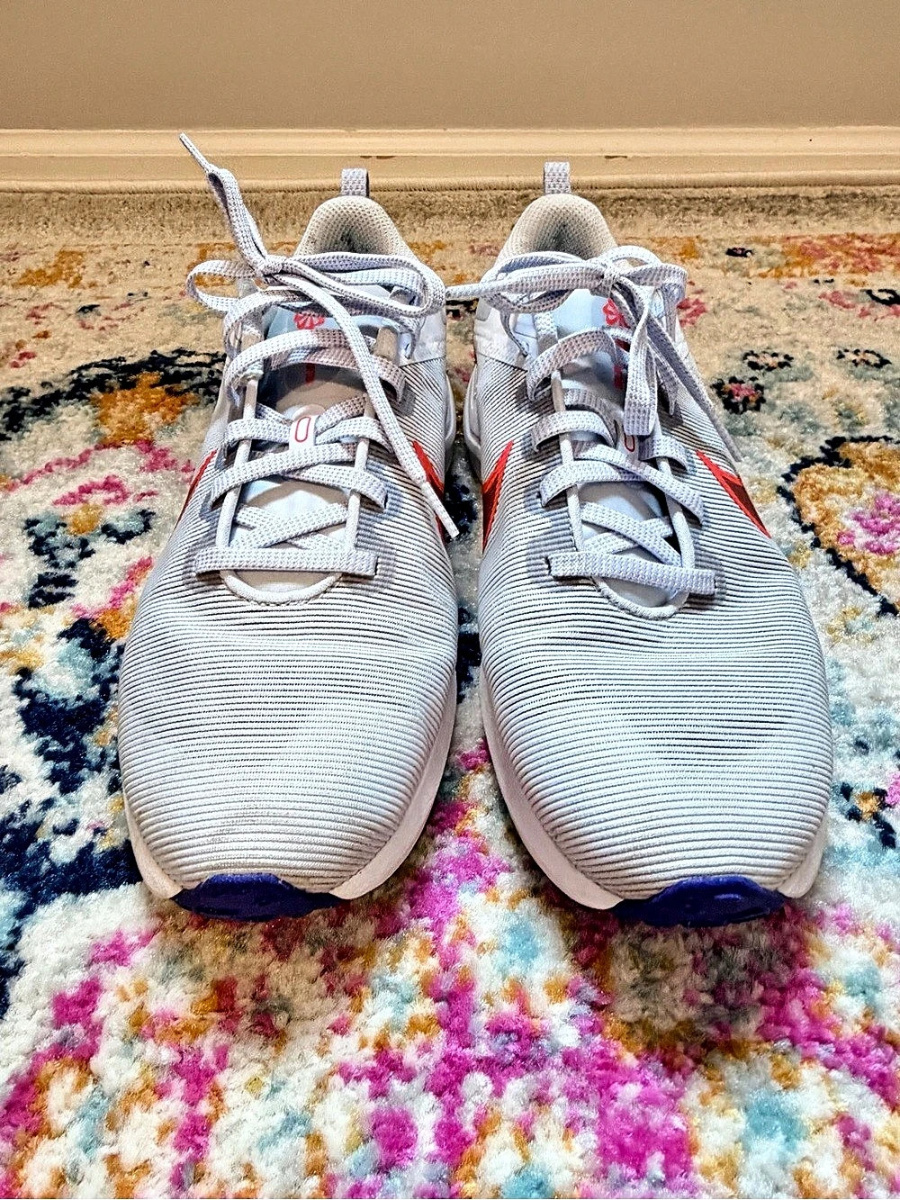 Nike Winflo 11 Athletic Shoes White & Red men’s US 8